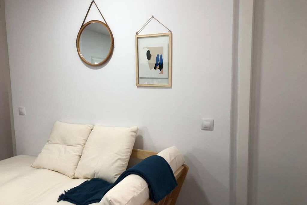Ferienwohnung M4 Cool Terrace. 1 Min To Metro. 15 Min To Center Esplugues de Llobregat Exterior foto