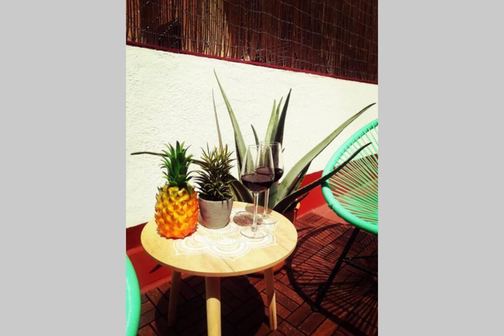 Ferienwohnung M4 Cool Terrace. 1 Min To Metro. 15 Min To Center Esplugues de Llobregat Exterior foto